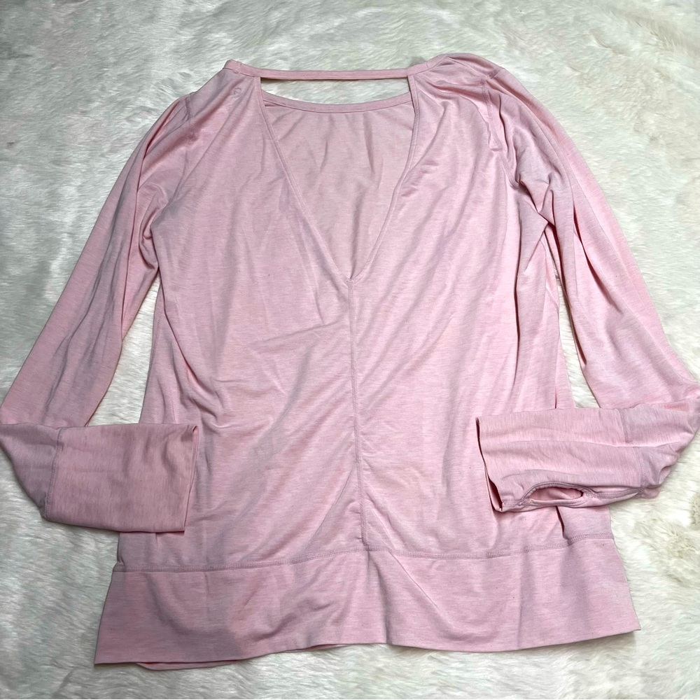 GAP Fit‎ open/low back pale pink super soft long sleeve shirt